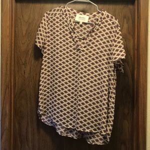 Short-Sleeve Patterned Top